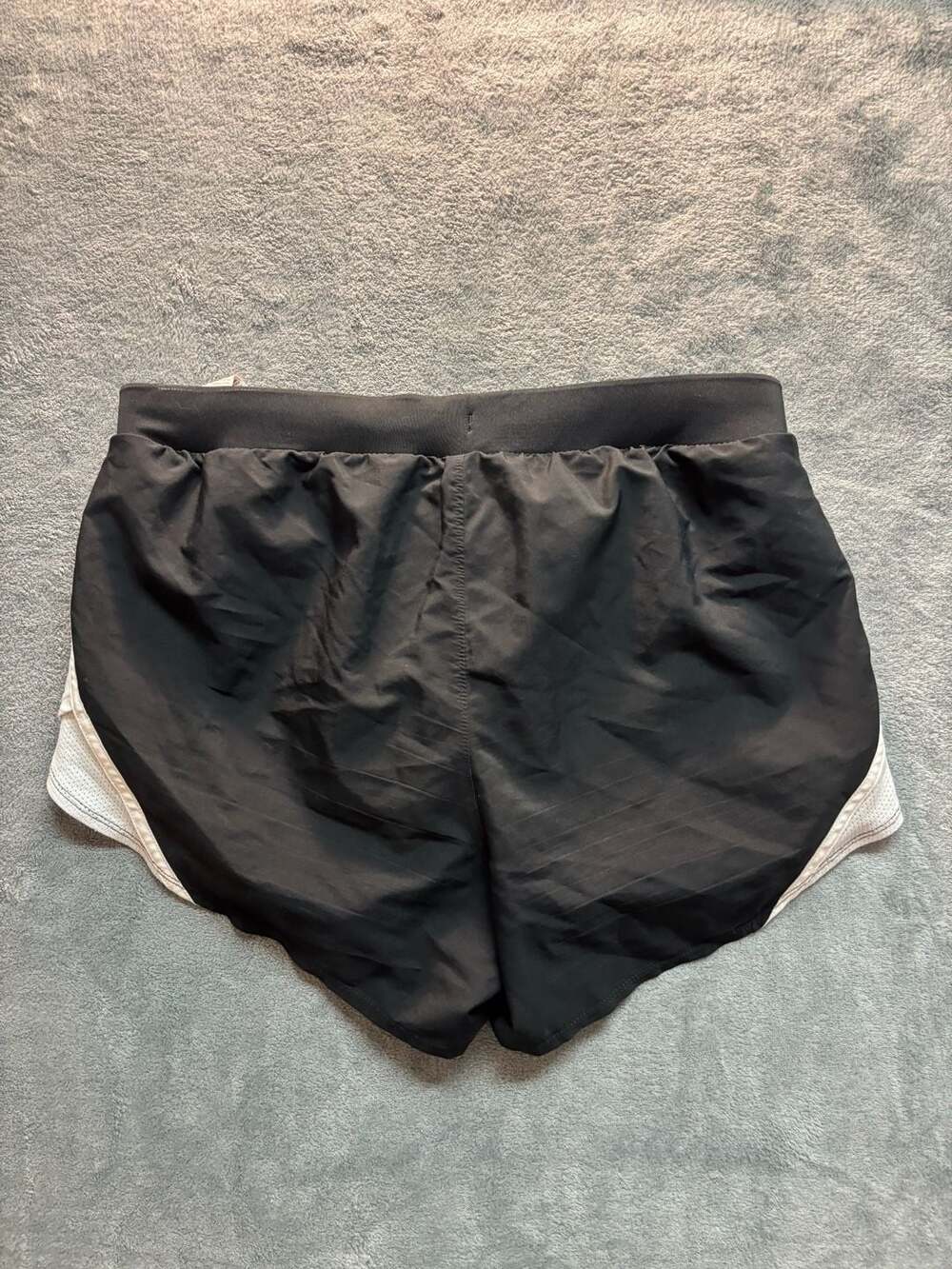Under Armour - Picture 5 of 5
